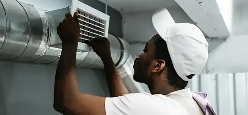 Our Licensed And Insured Cleaners in Shorewood, IL